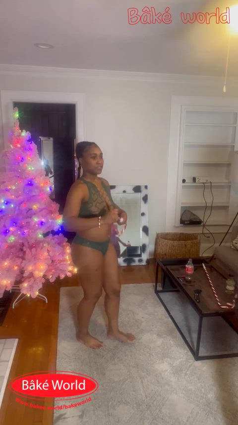 Gifts still goin crazy in bake world