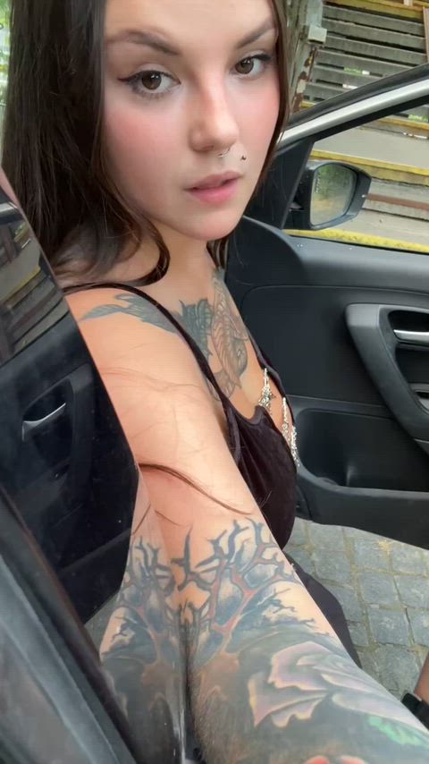 Beautiful girls deserve the best breast worship [r/titssucking]