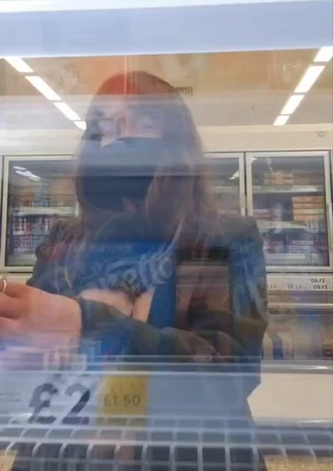 Amateur Big Tits Exhibitionism Exhibitionist Flashing Huge Tits Natural Tits Public Teen Voyeur Porn GIF by populardick