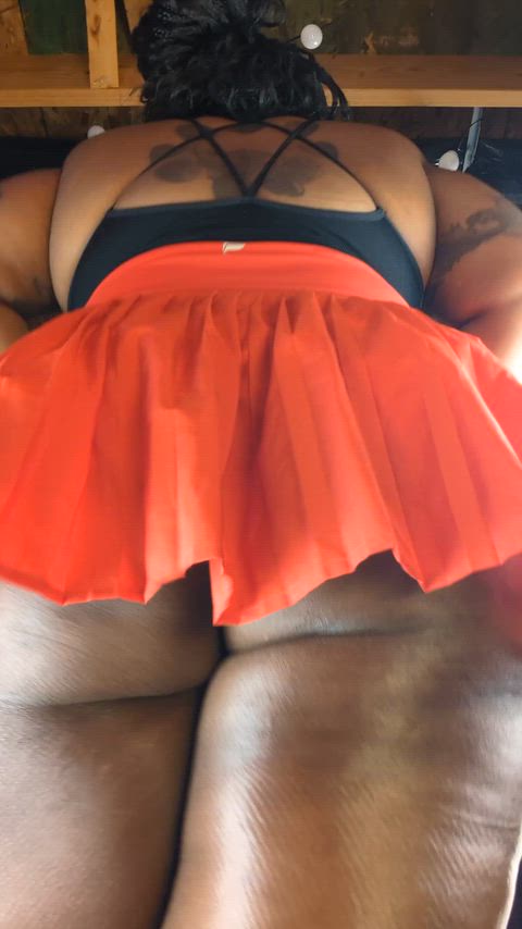 Ebony Bubble Butt Red Skirt