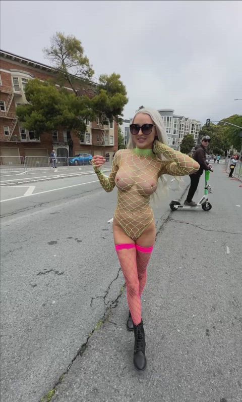 I get a bit cold in these clothes, I need someone to warm me up