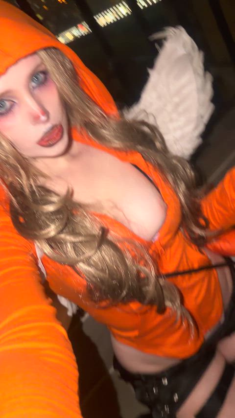 SuperficialSadTomtit thumbnail