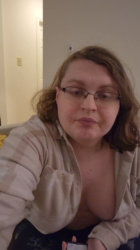 Yapping about the MtG Bobblehead Artifacts, as I want to make a deck with them being the main focus.