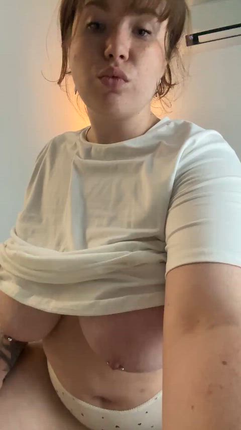 [F] be honest, too chubby or just right?