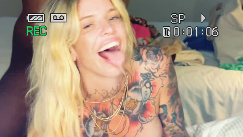 This is how pornstars fuck off set