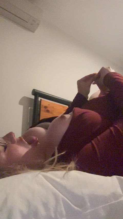 Can’t stop cumming. Would u have me in ur mouth?