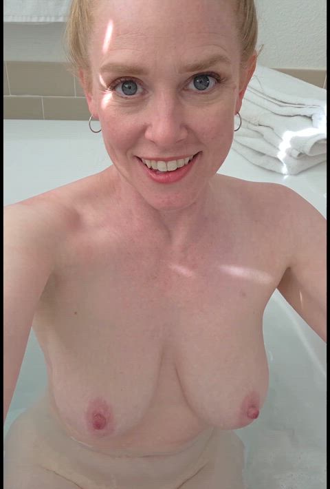Titties in the bath