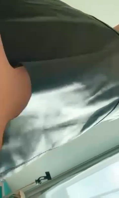 A quick peek under my cute leather skirt