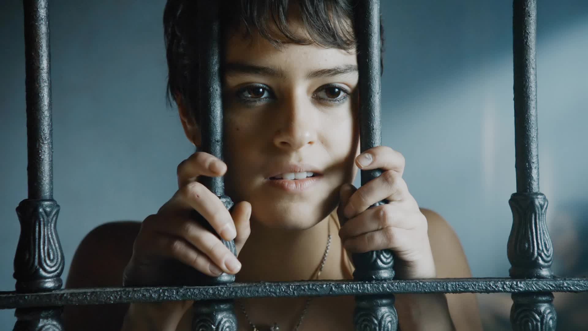 Rosabell Laurenti Sellers' beautiful tits in Game of Thrones