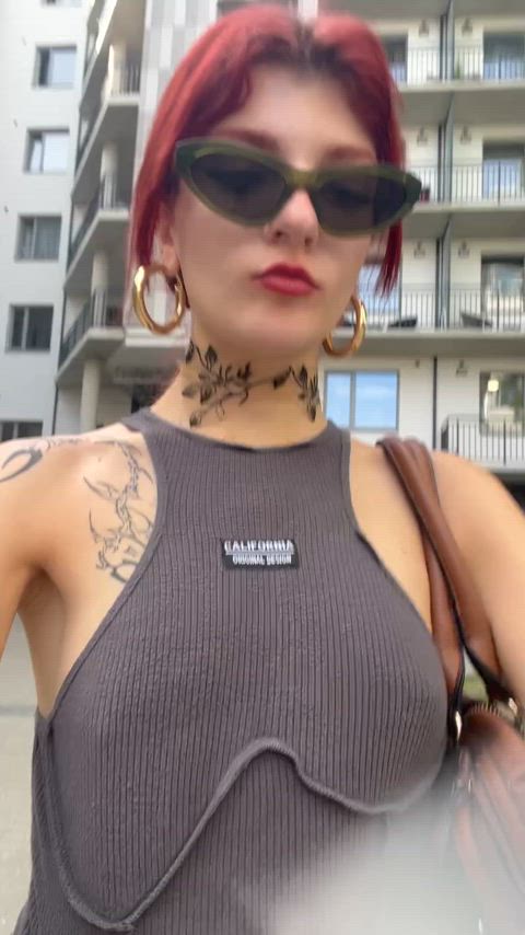 every time i wear this top i get stared at by pigeons and men equally