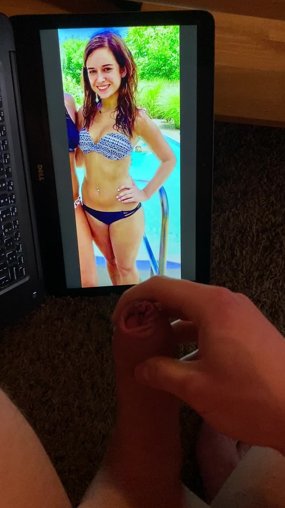 Cheerleader bikini babe made me cum... couldn’t handle her tight body in a bikini that small...