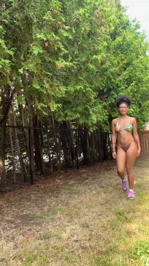 This treasure trail leads somewhere thick and very lush