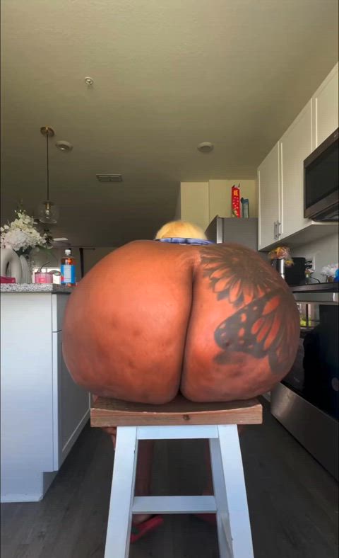 Ass spilling