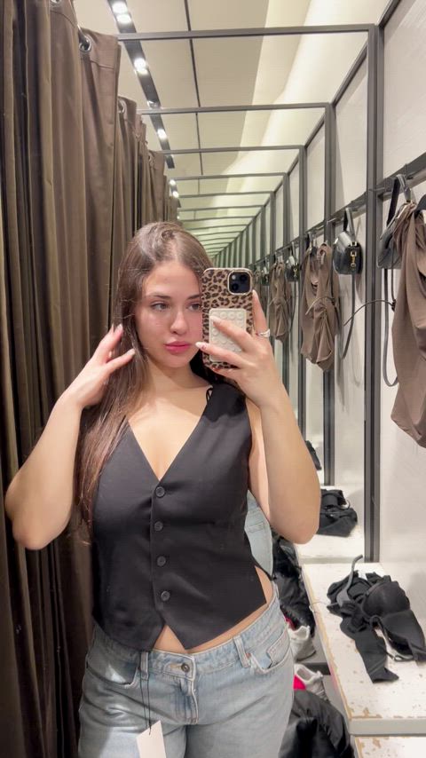 showing off makes me horny... am i weird?