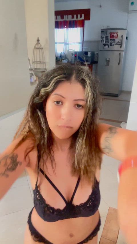 come daddy and shake it with me