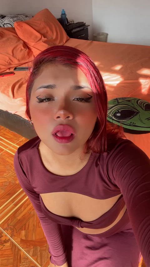 Super horny, wish someone was here