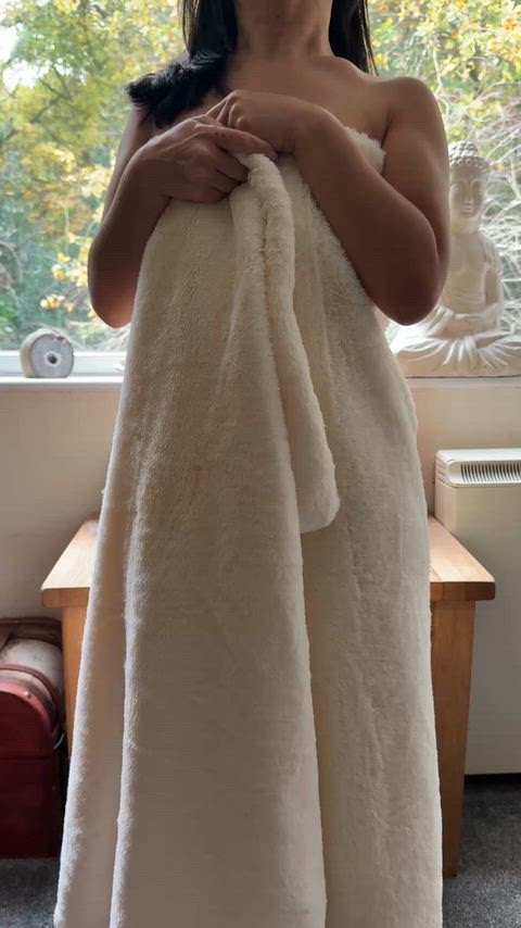 Is my Chinese body hot or nah?