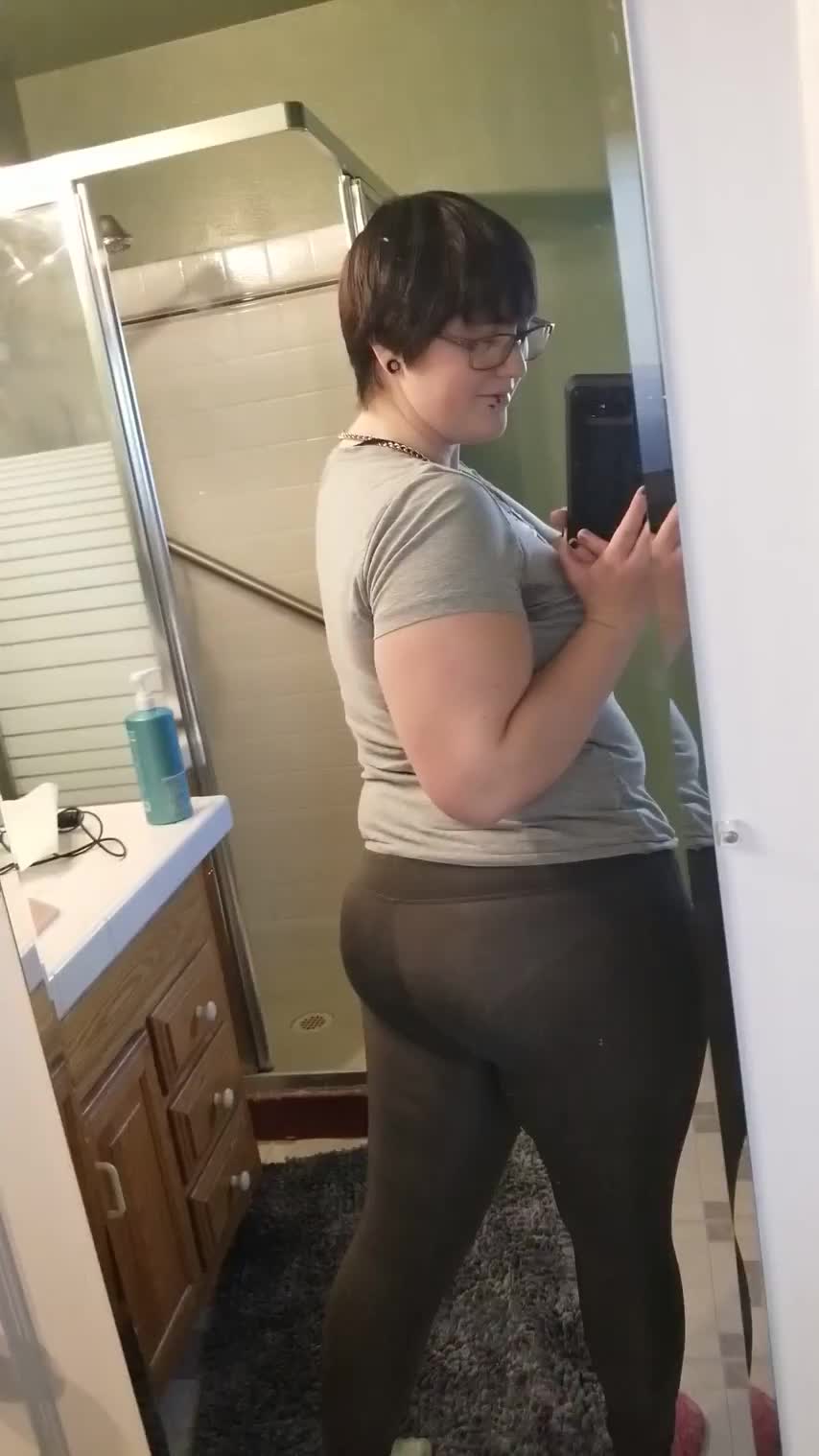 get your own big-titty goth gfe!