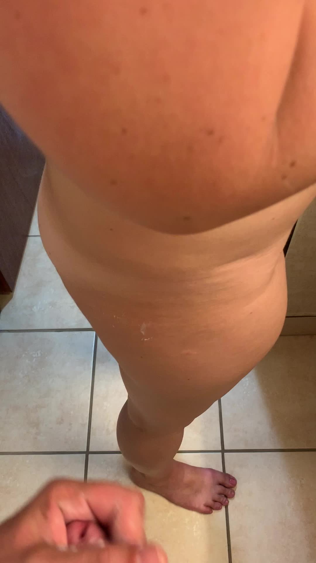 Heres the leg cumshot ...do you like?