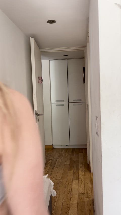 no undies need for easy access 😉