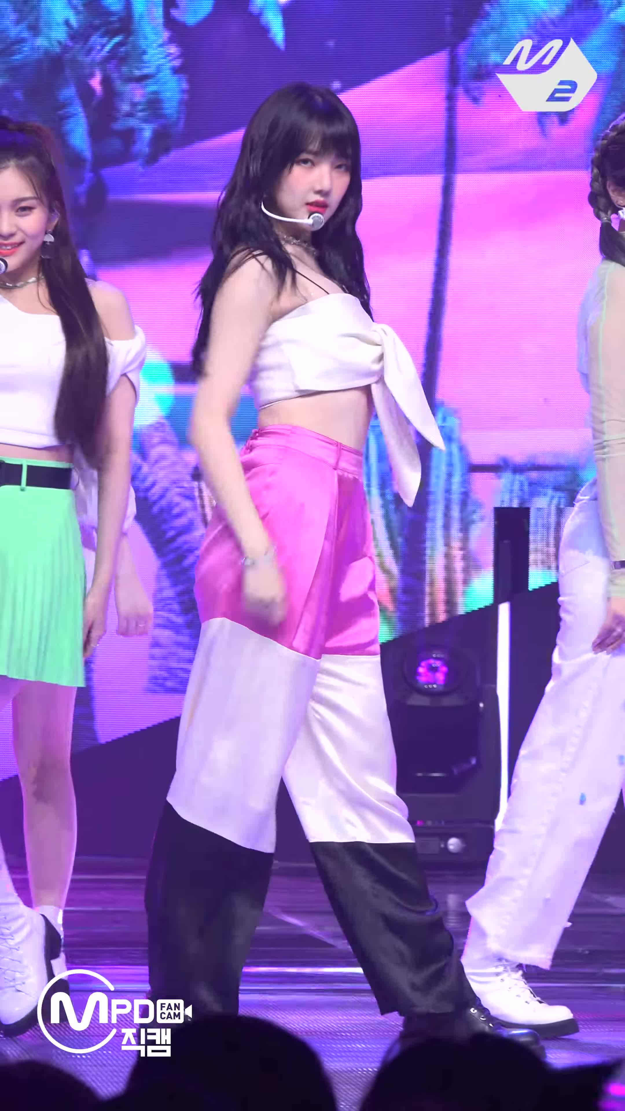 Gfriend's Yerin's soft boobs