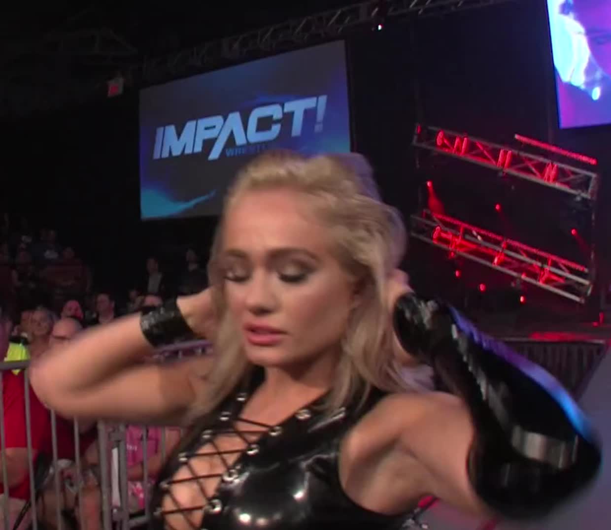 Scarlett Bordeaux