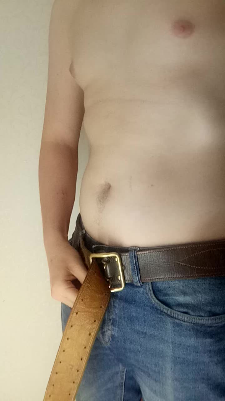 Jerk off y hard dick...
