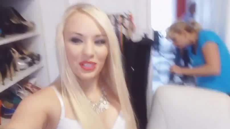 Lola Taylor BTS for her Triple Anal Scene
