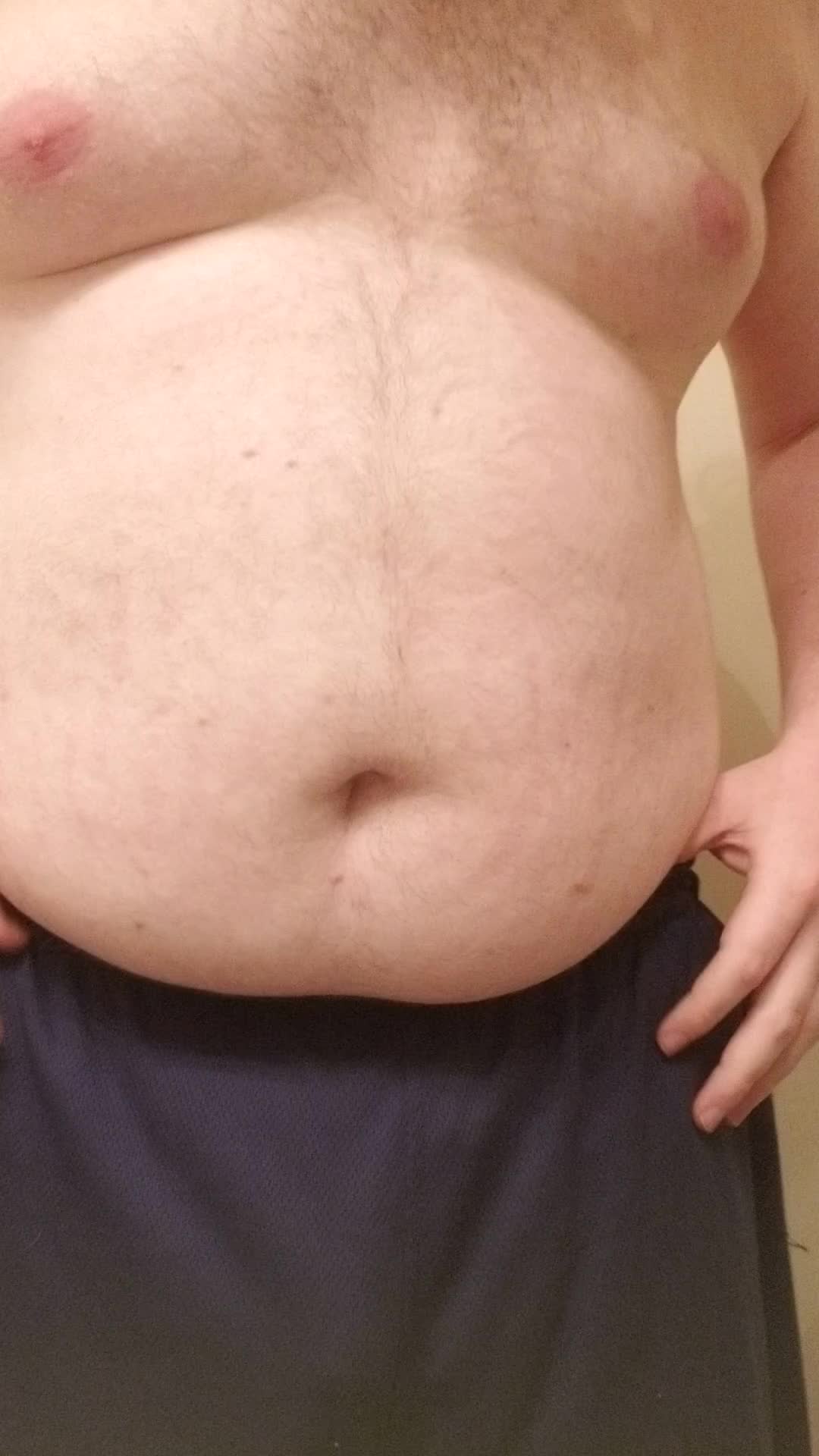 Showing Off My Chubby Body and Ass
