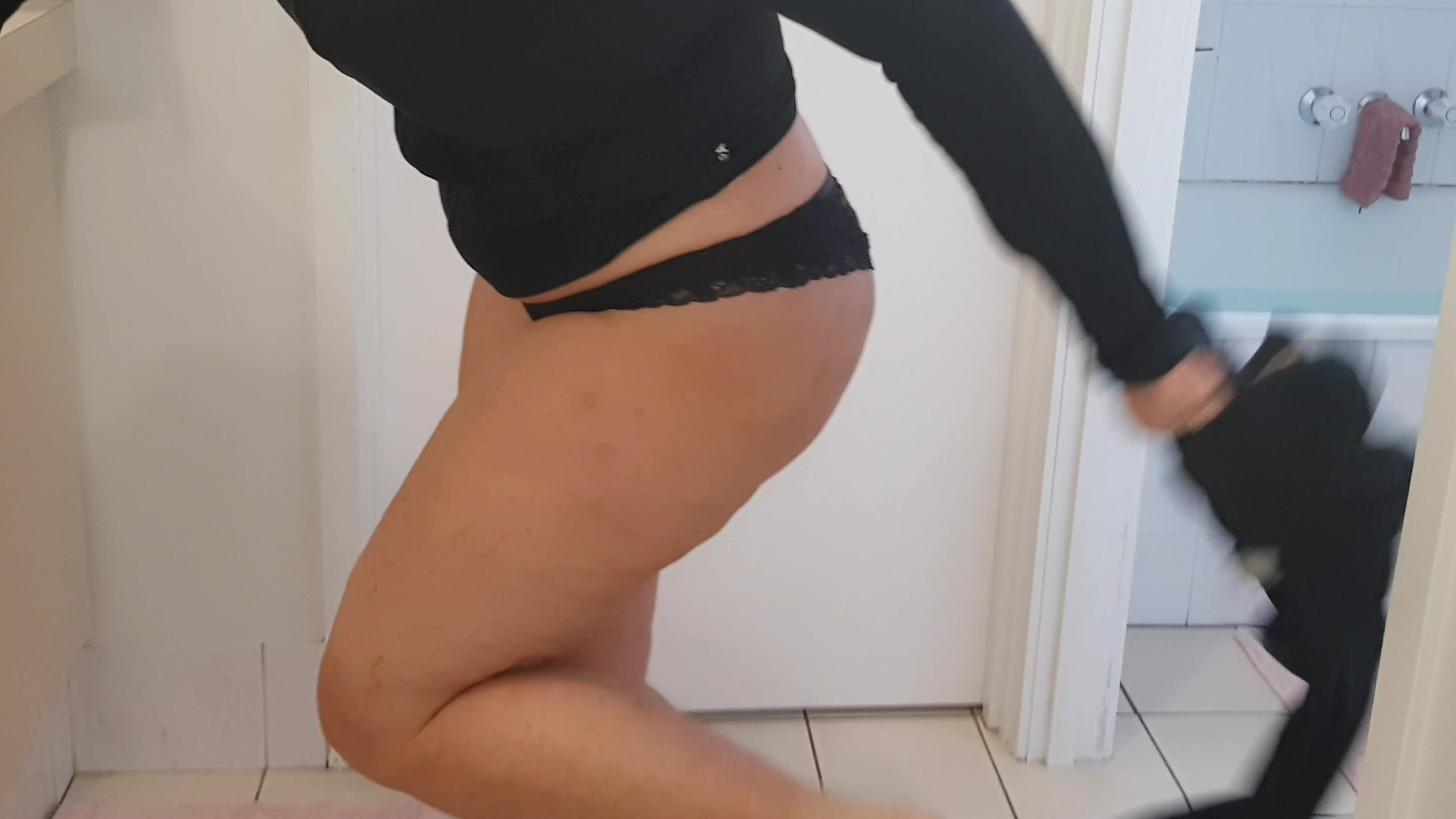 Getting ready to have a nice warm bath after a big workout xx 54yo 🇦🇺💕