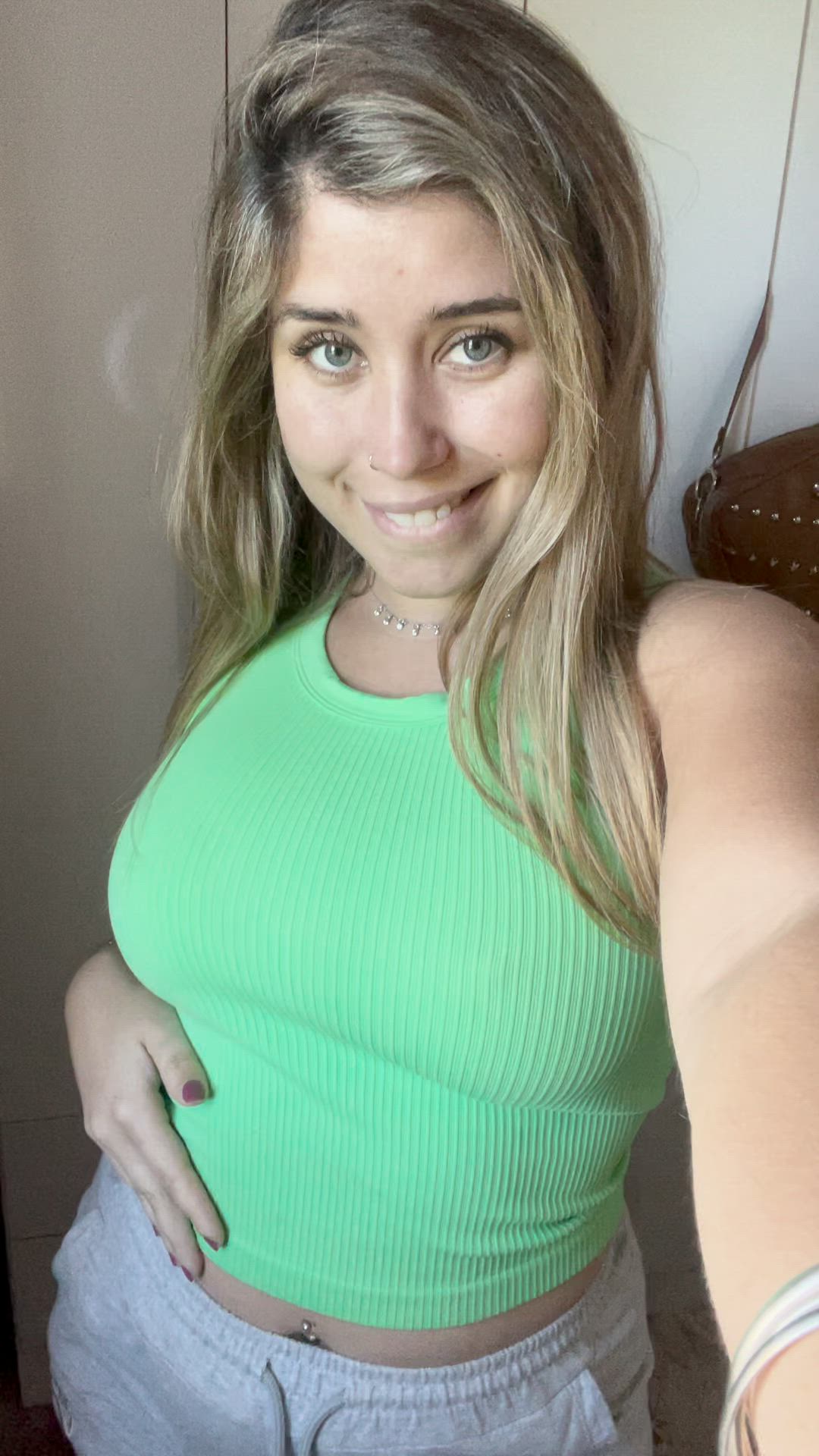 GIF thumbnail
