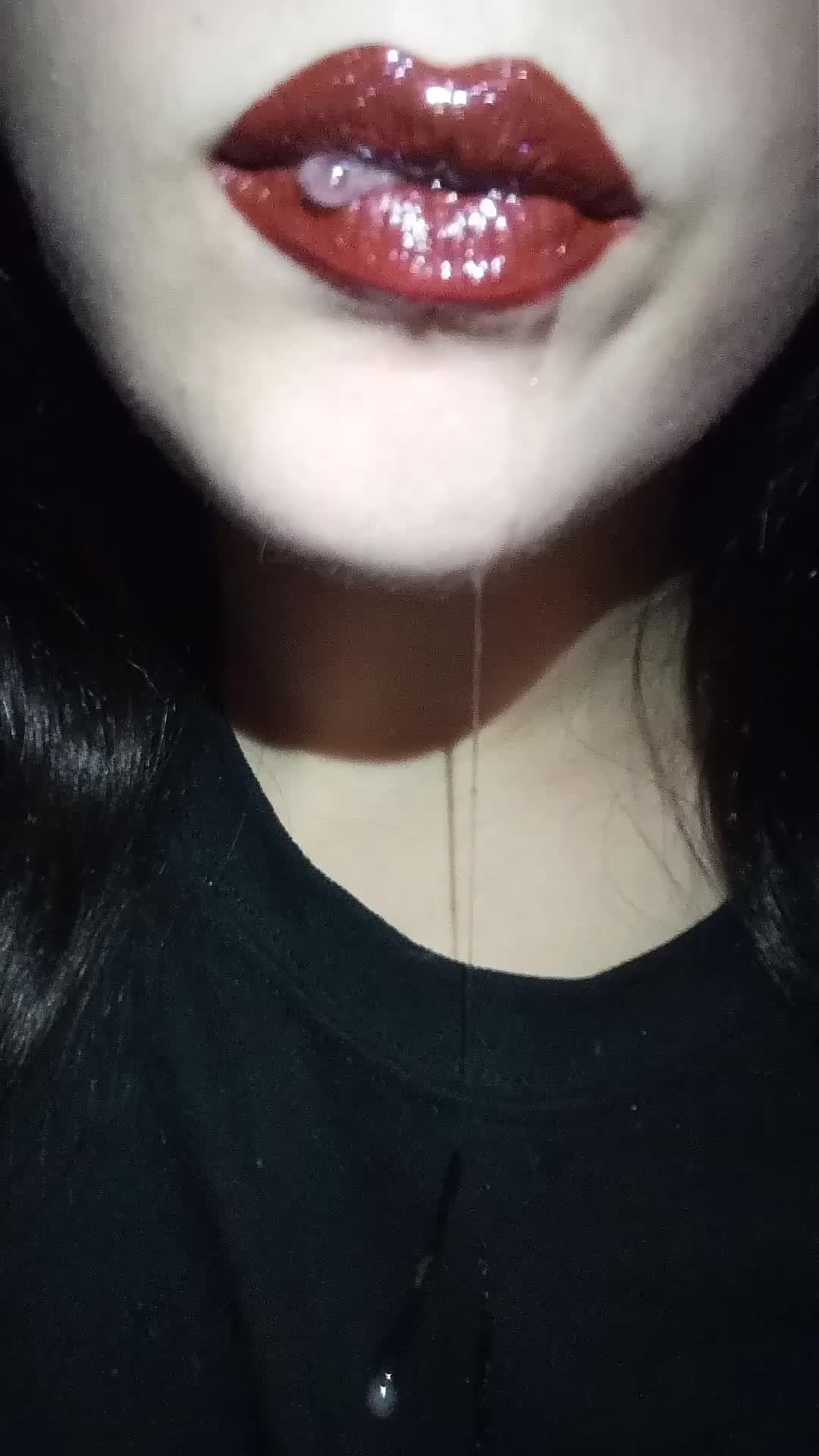 Shiny and Spitty 🖤