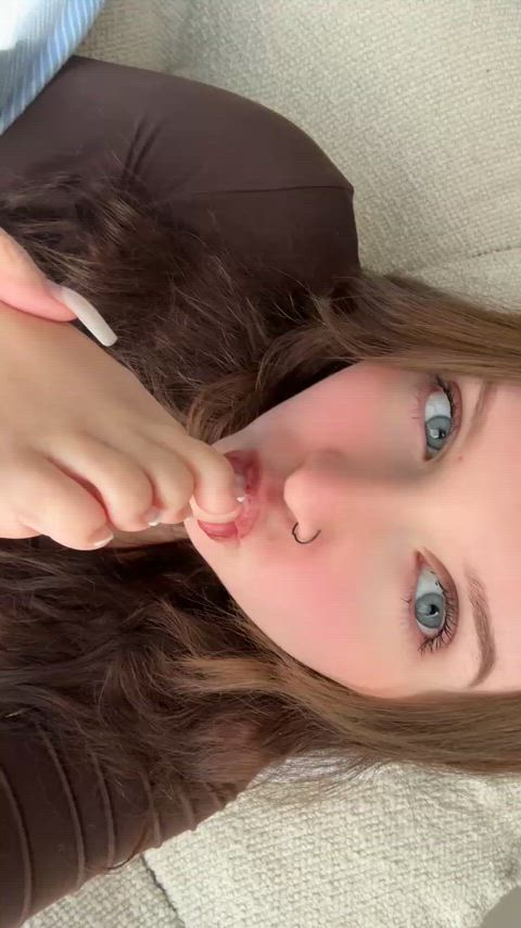 been a long time since i sucked my toes 💋