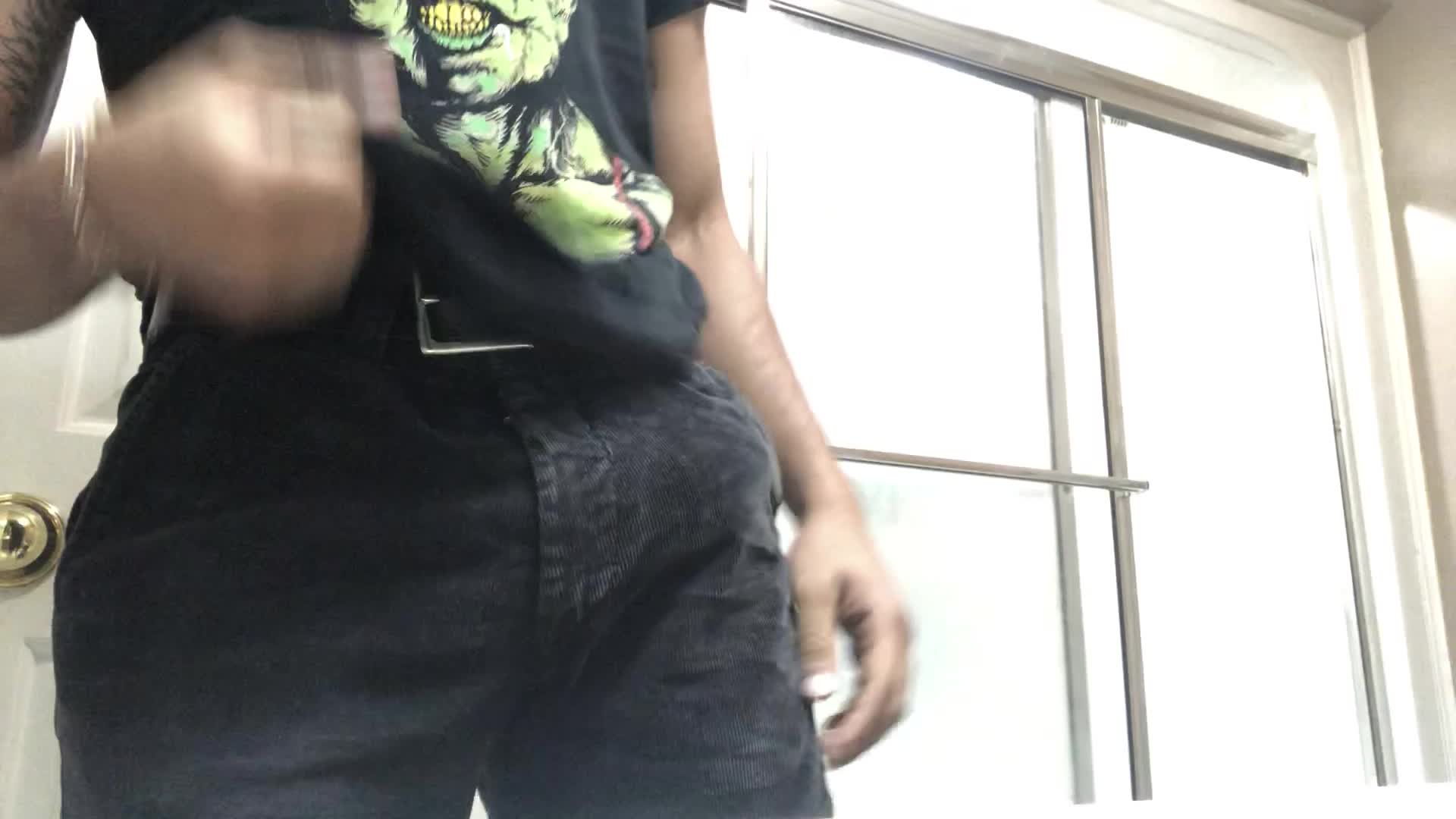 Gotta let him breathe!! 🍆