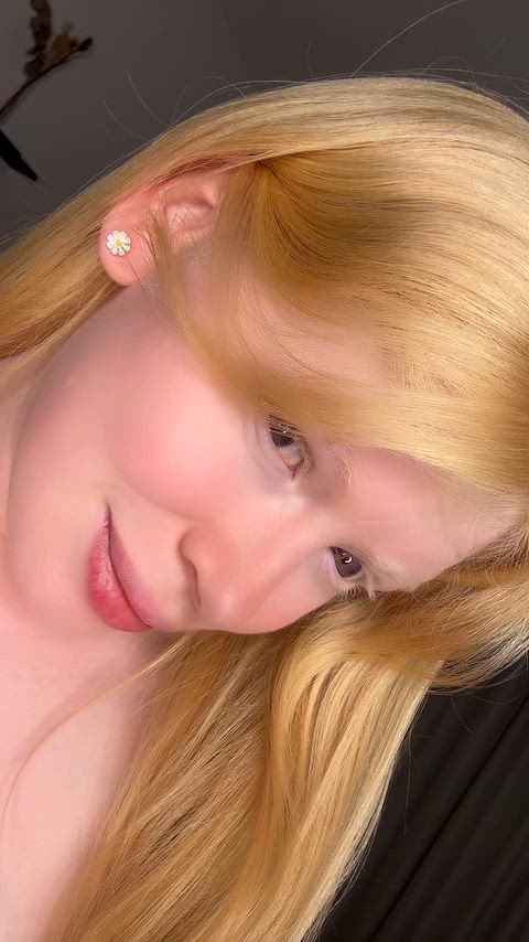 Say YES and i'll send you nudes (first 80 people only)