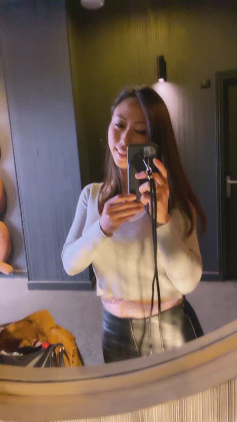 Would it be weird if we fucked as friends?