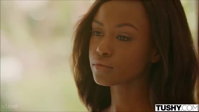 Stunning Jezabel Vessir