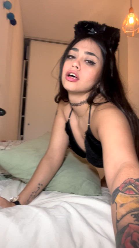 A good girl always practices how to give a good blowjob