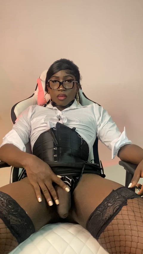 Imagine that I am your boss and you are late. It's time for punishment