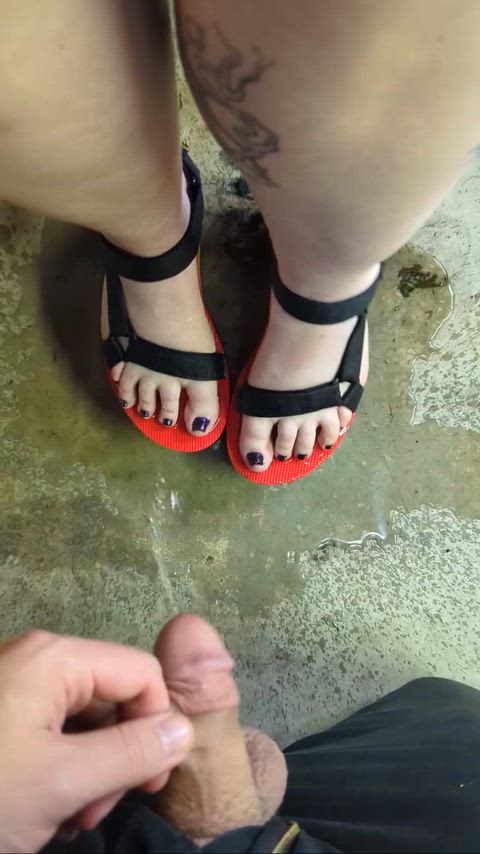Splashing in hubby's piss puddle ππ¦