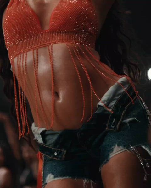 Manushi Chhillar