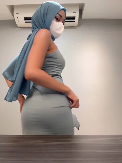 I dont post my booty often