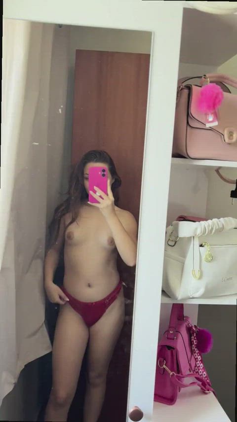 Say "yep" if you want my nudies. Actually sending...