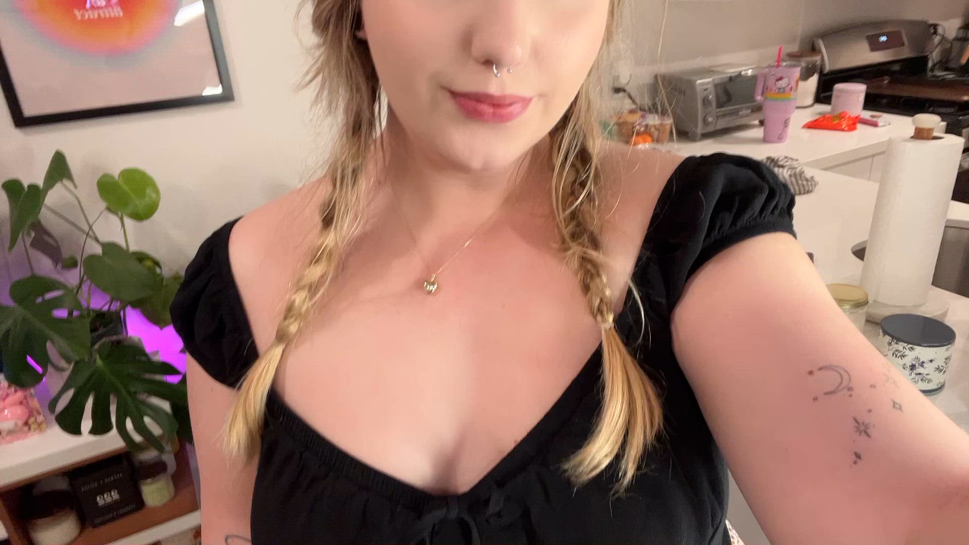 Ass, Blonde, PeachNecctar, Pussy, Skirt, Upskirt