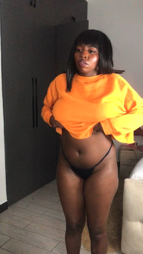 I want you to see my perfect boobies [reveal]