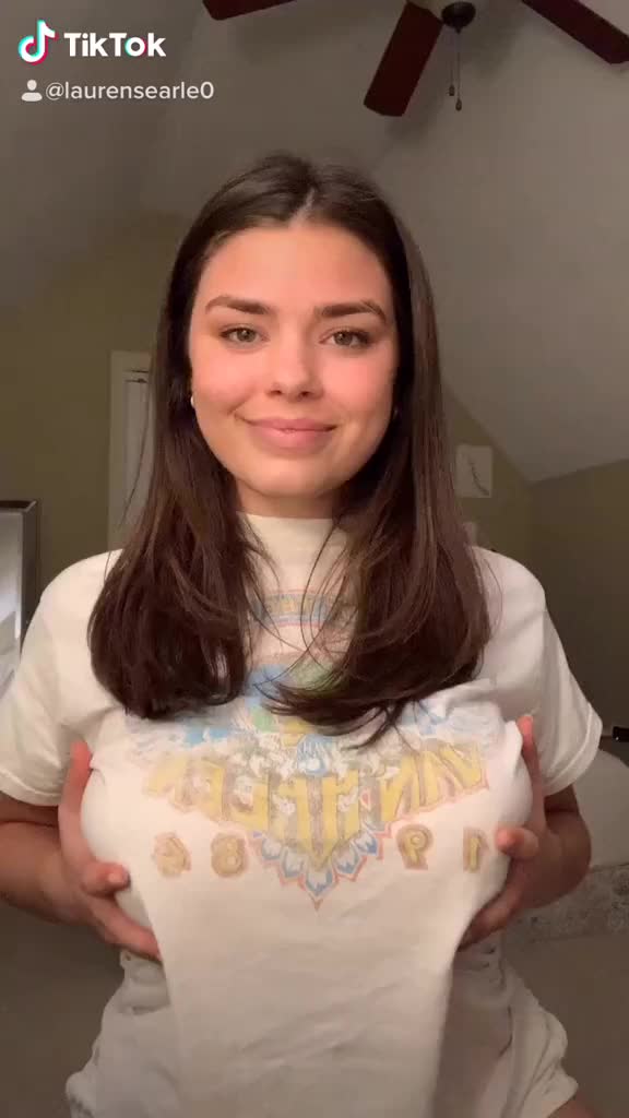 Lauren Searle