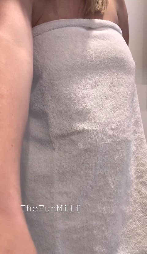Big Tits Natural Tits Tits Porn GIF by thefunmilf