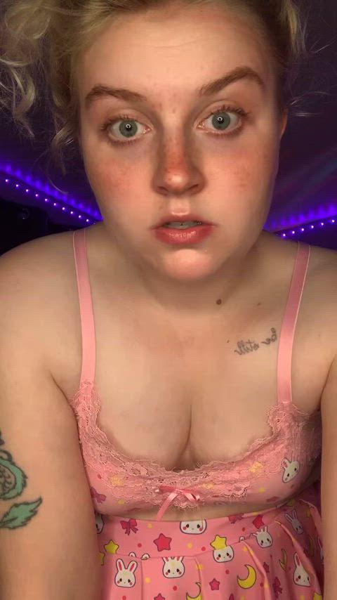 Bouncy boobs!!!