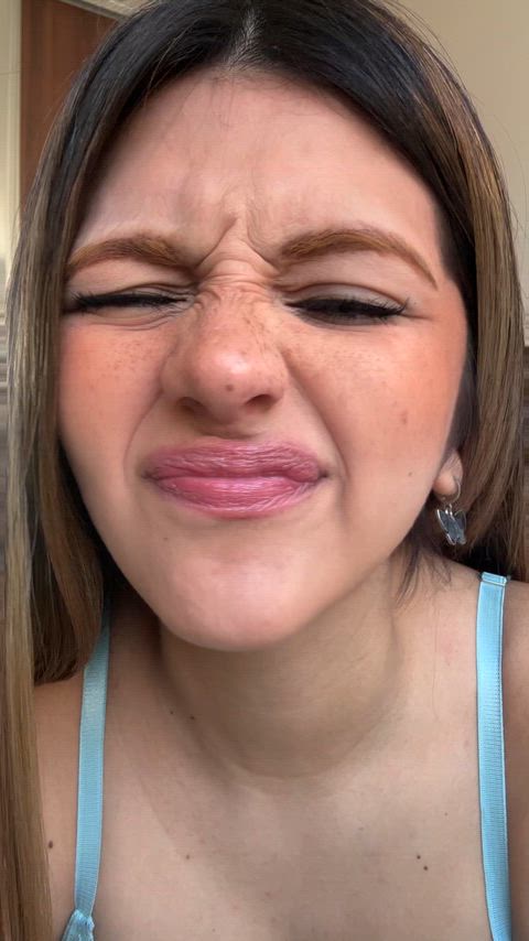 Not sure if I'm hot.. I hope u like me anyways daddy