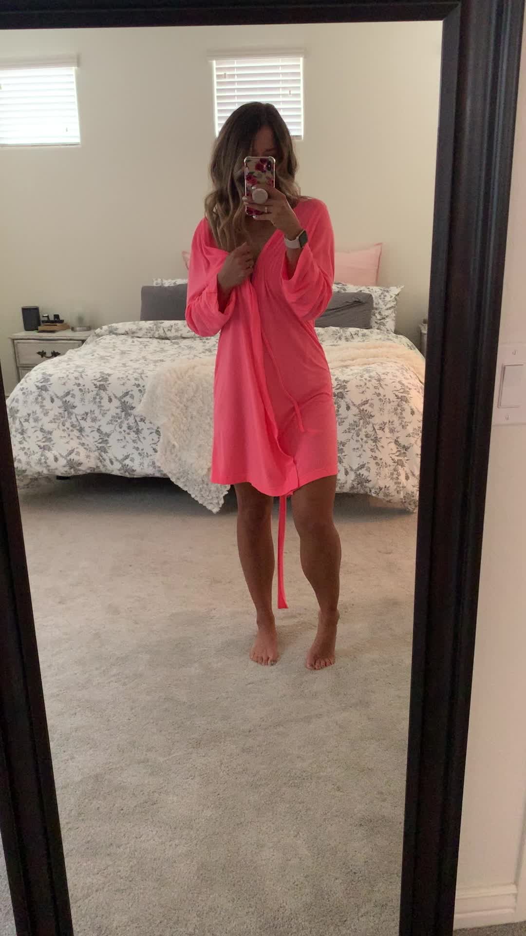 💞 A little Valentine tease. I hope you are all eeling the love today. 😘